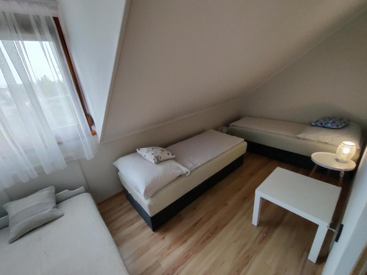 Bertalan Apartman ボニャルツバシュ エクステリア 写真