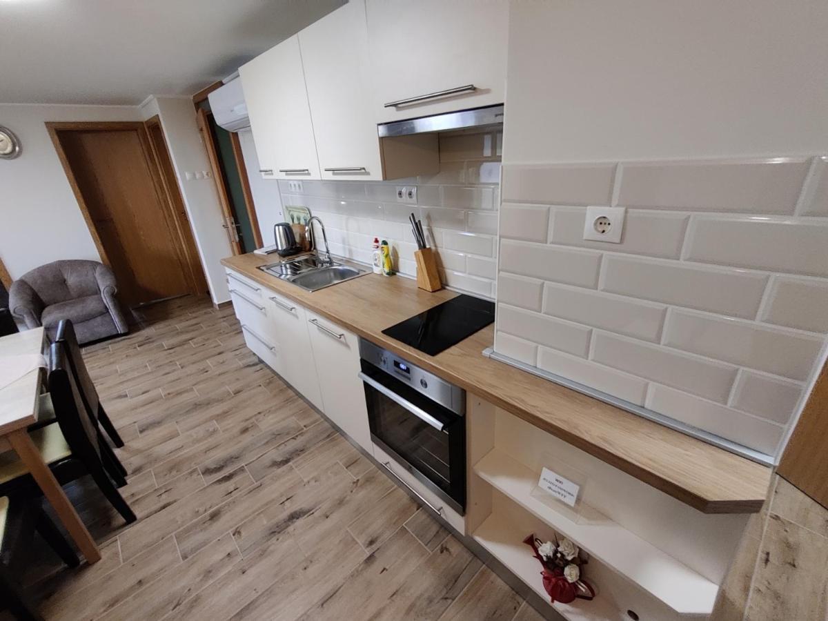 Bertalan Apartman ボニャルツバシュ エクステリア 写真