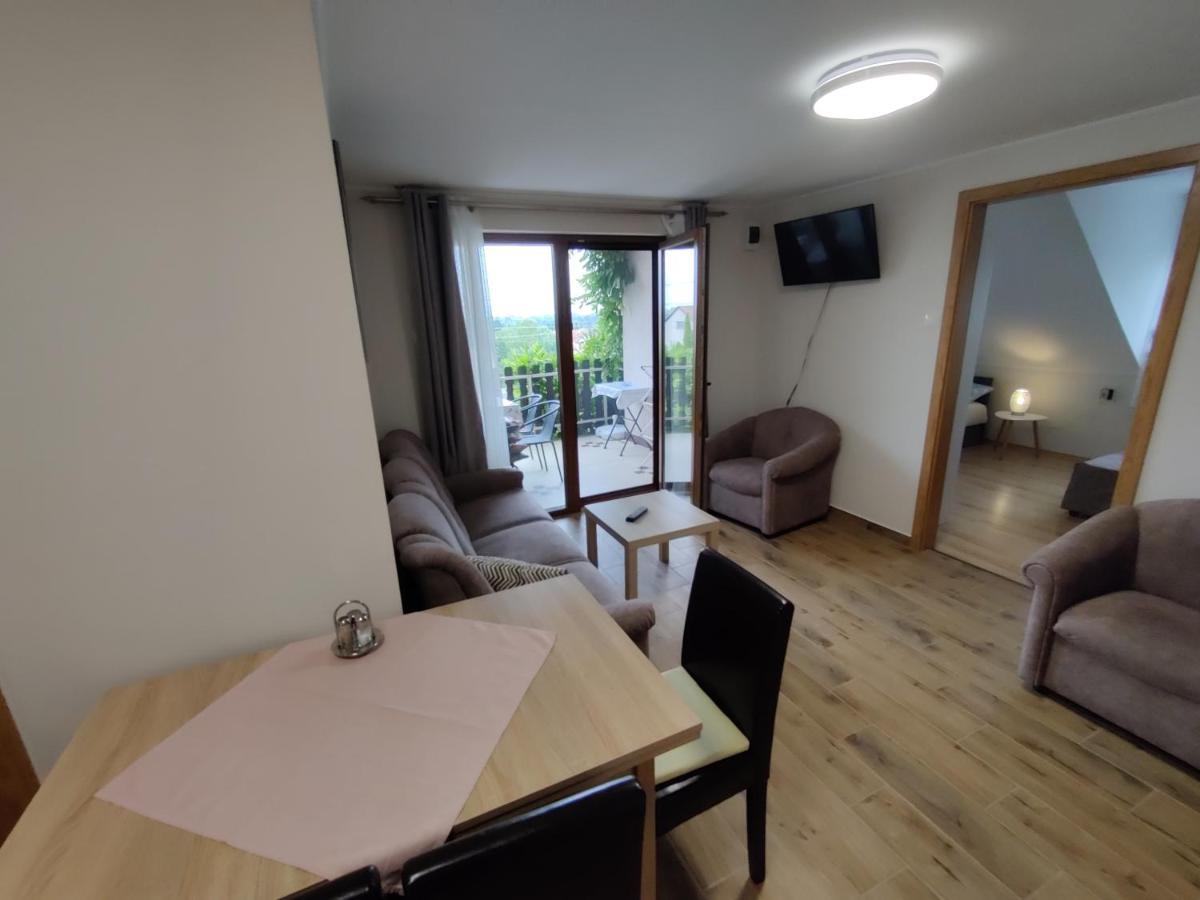 Bertalan Apartman ボニャルツバシュ エクステリア 写真