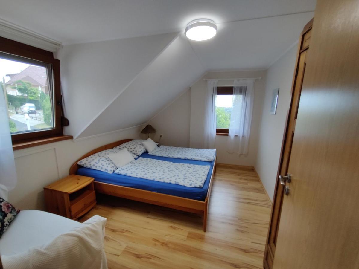 Bertalan Apartman ボニャルツバシュ エクステリア 写真